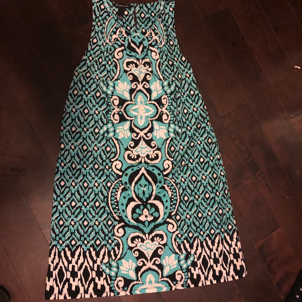 Sleeveless dress